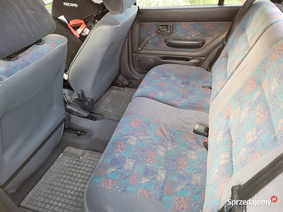 Peugeot 106 11 benzyna 178