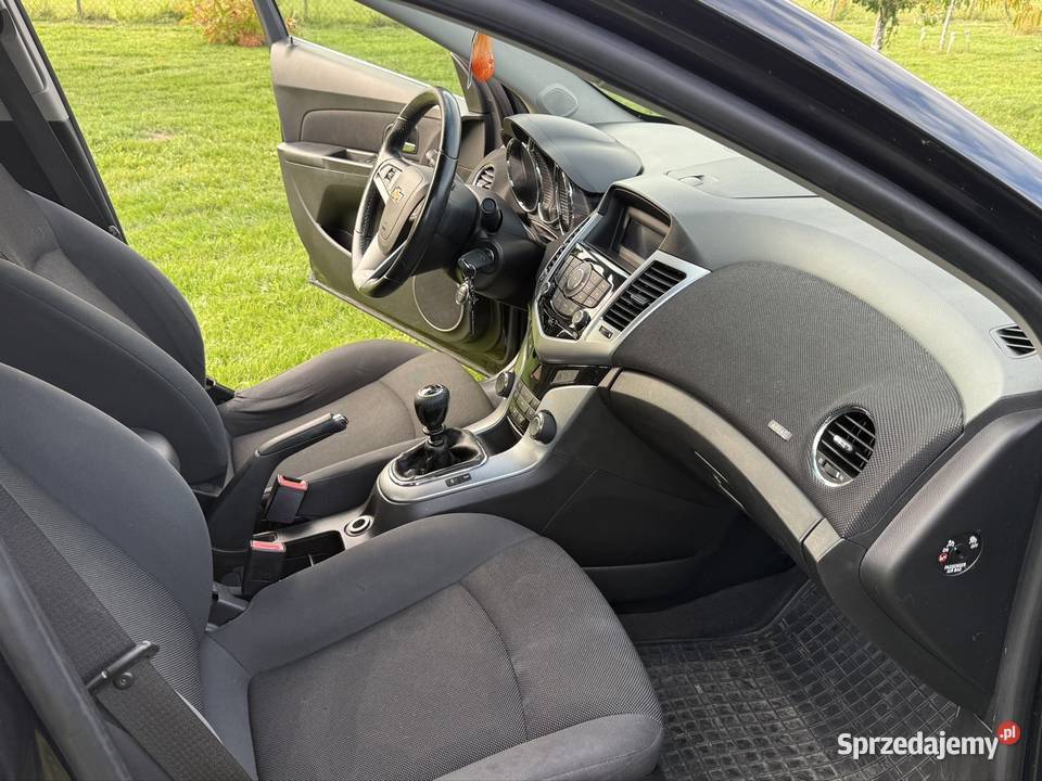 Chevrolet Cruze 17 diesel 136 niski przebieg Zawonia sprzedam