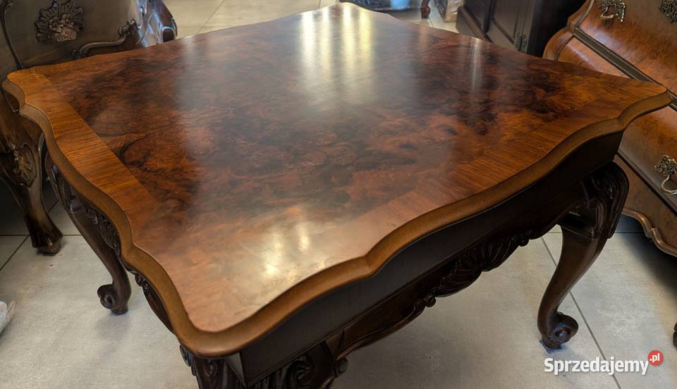 Pięknie zdobiony stolik sklep Dąbrowa Górnicza