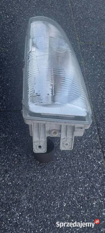 hyundai h100 lampa prawa reflektor prawy Lampy przednie Byków sprzedam