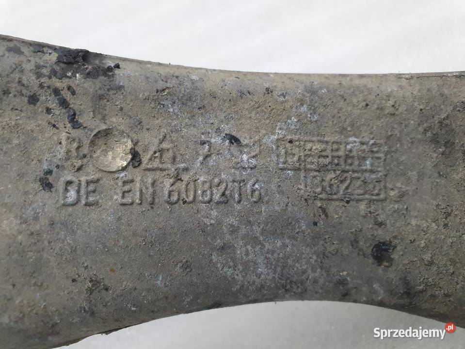 WAHACZ LEWY PRZÓD BMW F10 6082T6