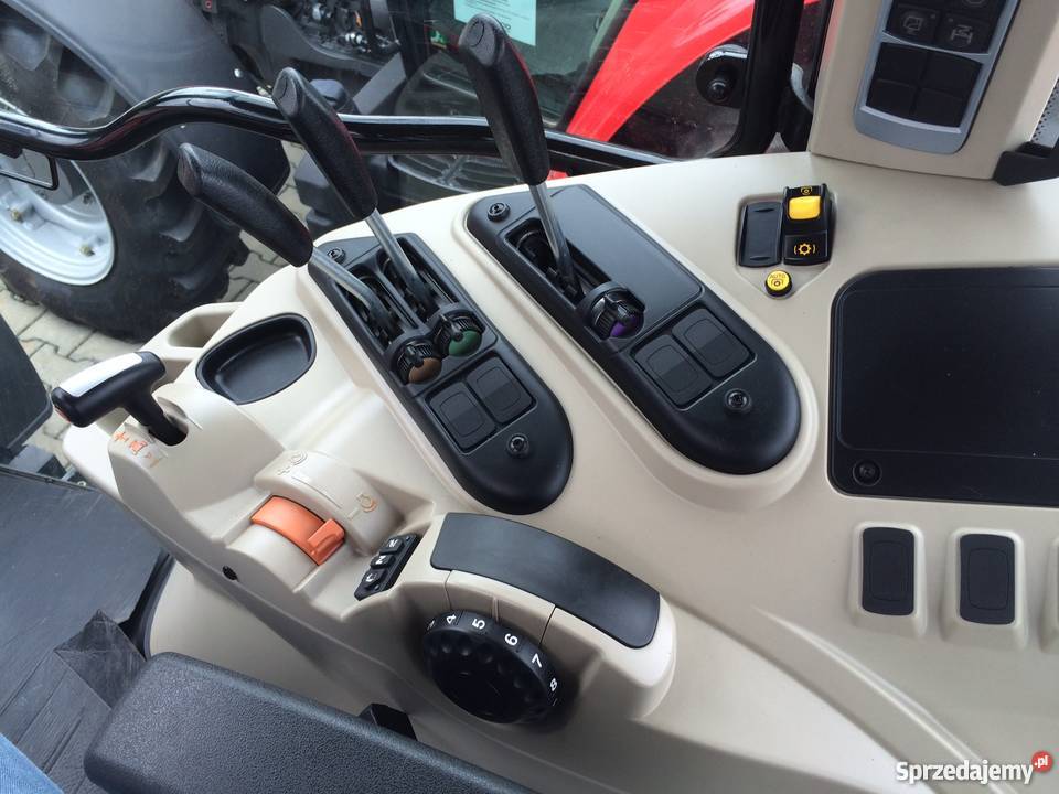 Ciągnik Massey Ferguson 5609 pokazowy 2013 r 170 Wierzchowiska Drugie