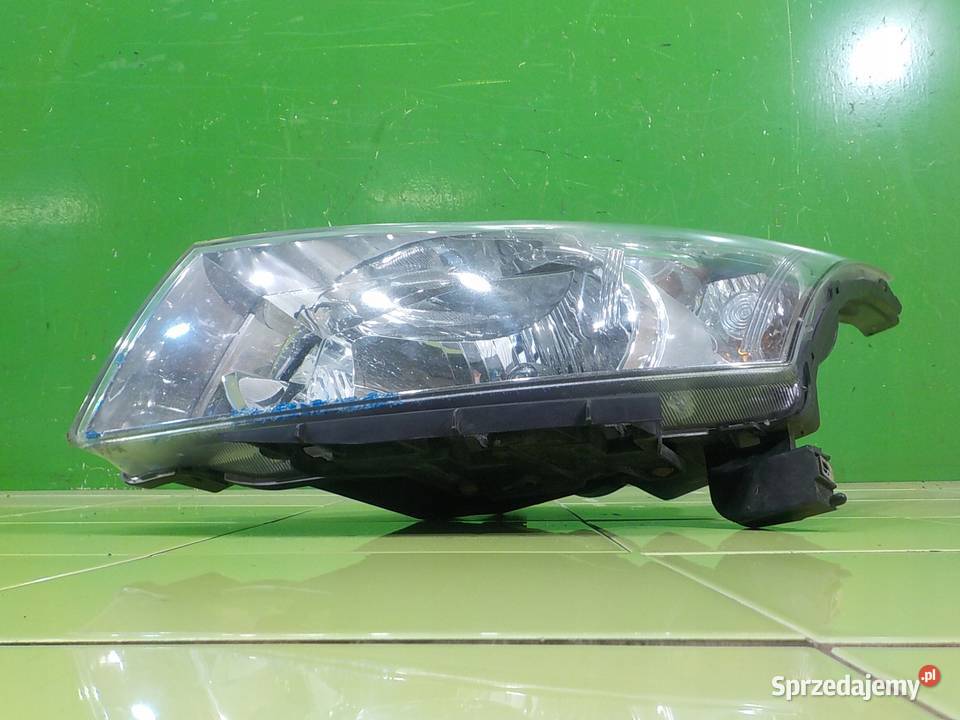 CHEVROLET CRUZE LIFT 17 VCDI 12r lampa lewa Suków
