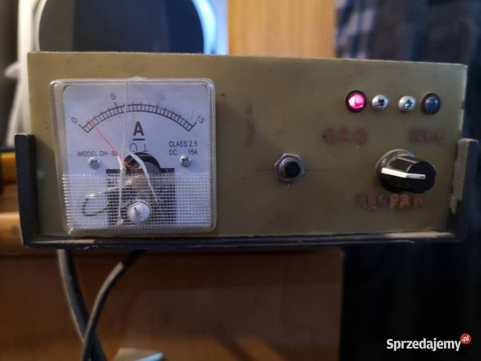 Prostownik rosyjski 12 Volt i niemiecki 612 volt Prostowniki i kable rozruchowe Borowno