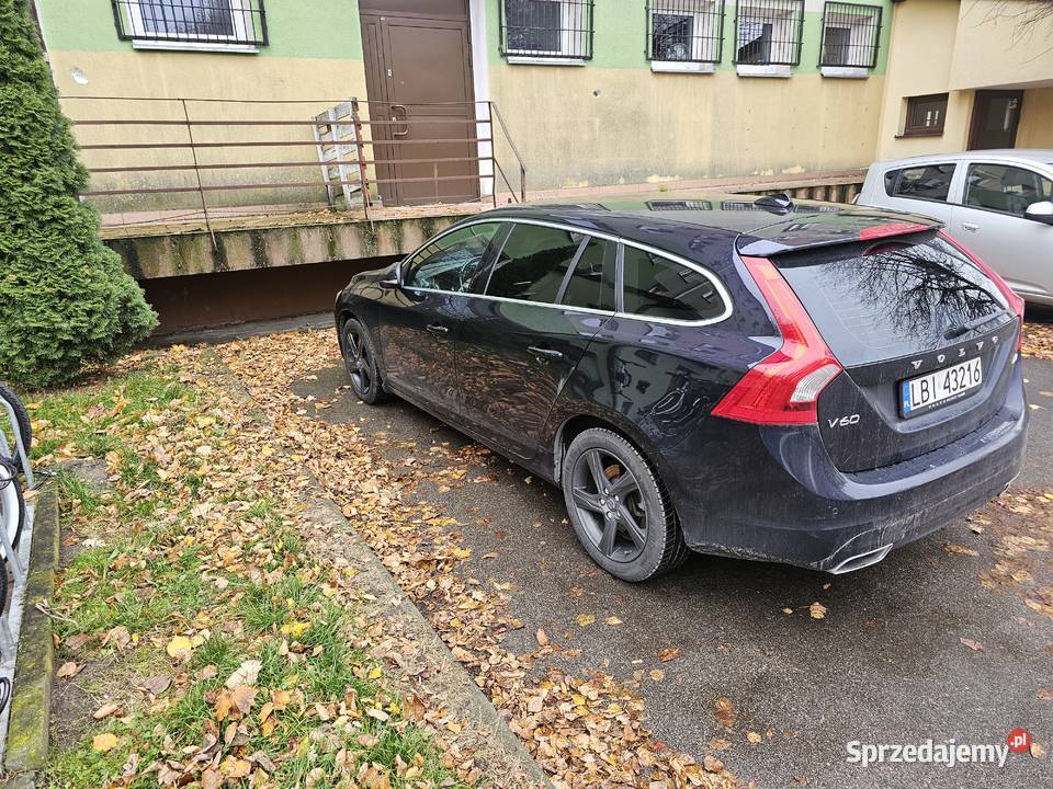 Volvo V60 D4 2016 salon polska Międzyrzec Podlaski