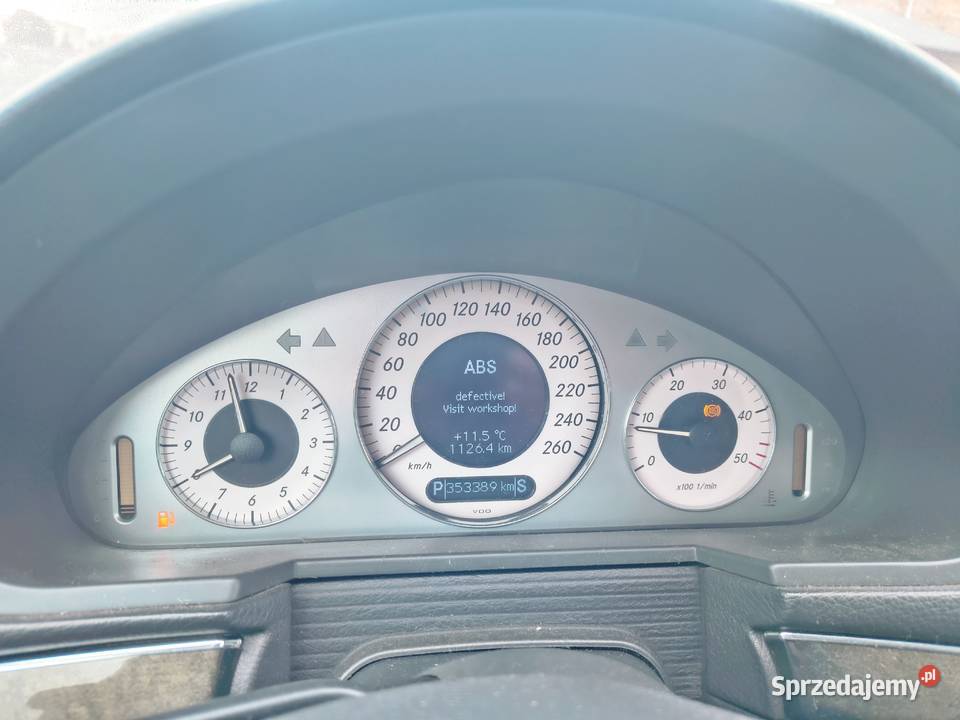 Mercedes E W211 22 D automat AMG Klasa E Golczewo