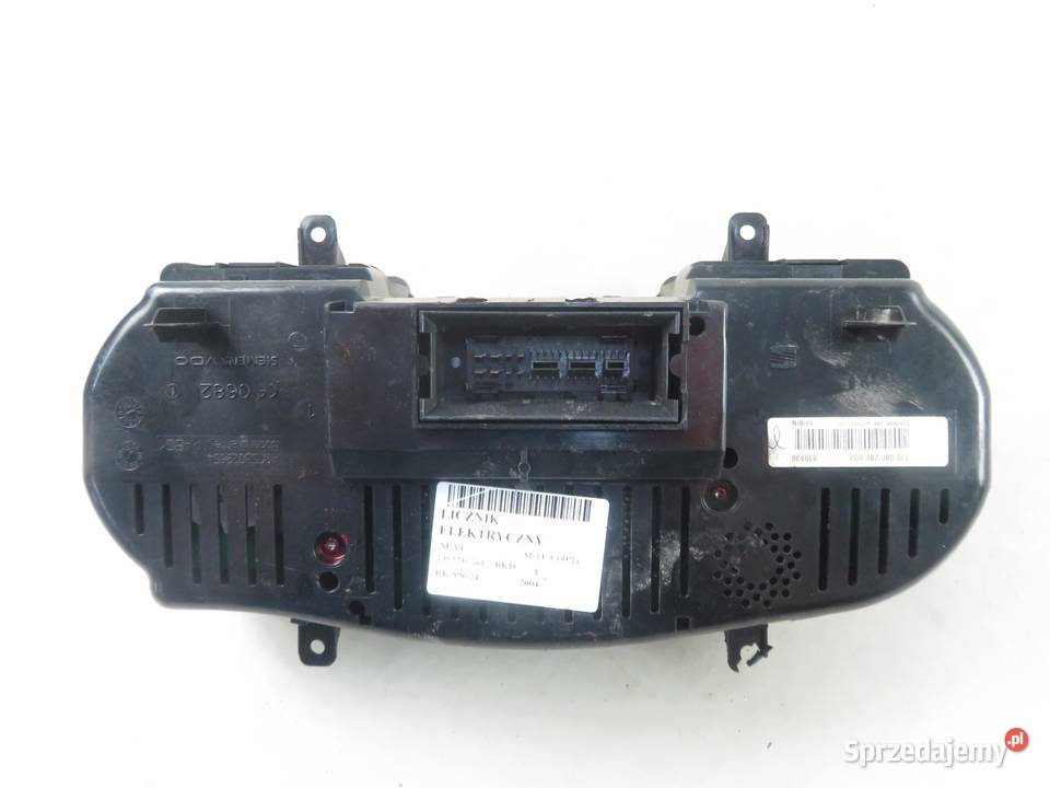 LICZNIK SEAT ALTEA 20 TDI 16V 5P0920822E Liczniki i zegary