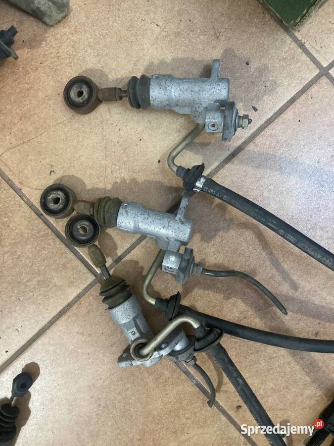 POMPKA POMPA SPRZĘGŁA AUDI A4 B5 8D1721401 Rakoniewice sprzedam