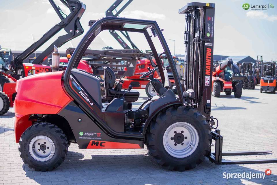 Wózek widłowy terenowy Manitou MC254