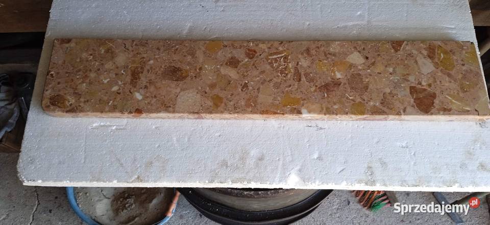 Parapet kamień konglomerat mazowieckie Jasieniec