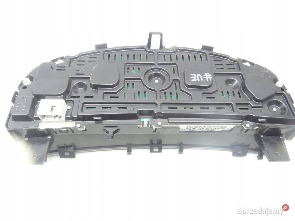 OPEL VECTRA C LICZNIK ZEGAR 13144229UE osobowe Przemęt