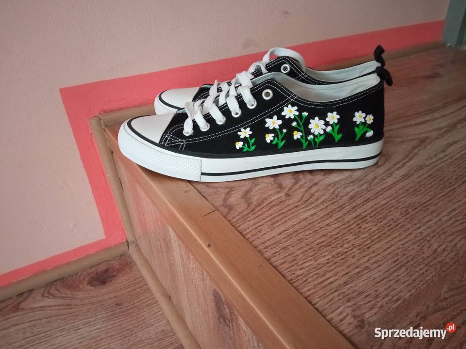 Oryginalne trampki damskie podkarpackie Dębica sprzedam