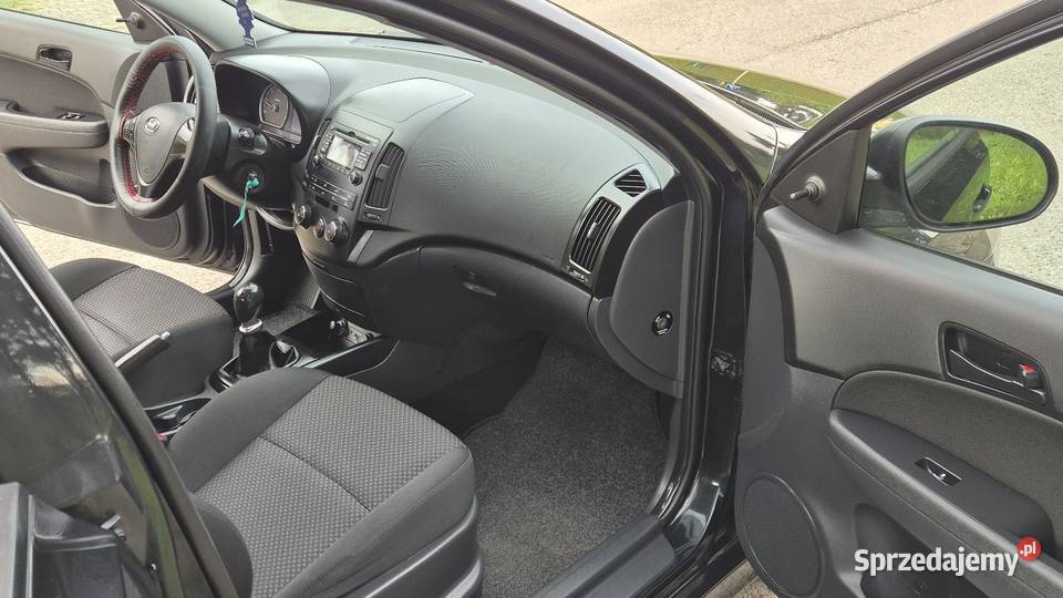 HYUNDAI I30 LIFT 16 CRDI OPŁACONY Z NIEMIEC sprzedam