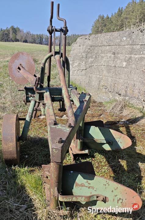 Pług 2skibowy dwuskibowy Unia Grudziądz Pz230 Becejły