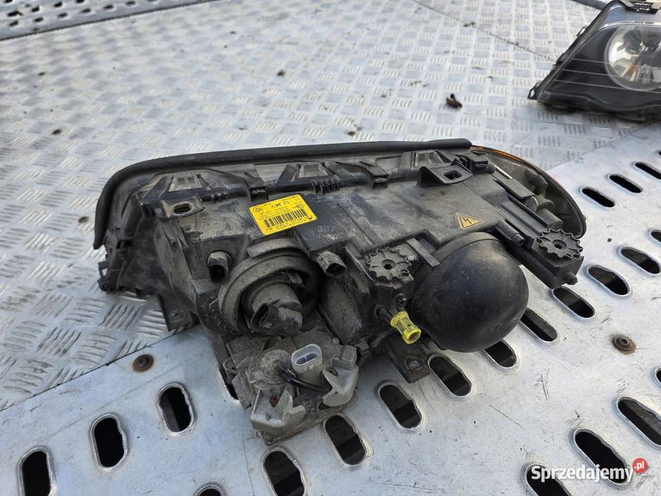 Reflektory reflektor bmw e46 xenon lampa Rzeszów