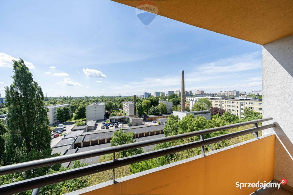 Trzy pokoje winda balkon Łazarz wielkopolskie