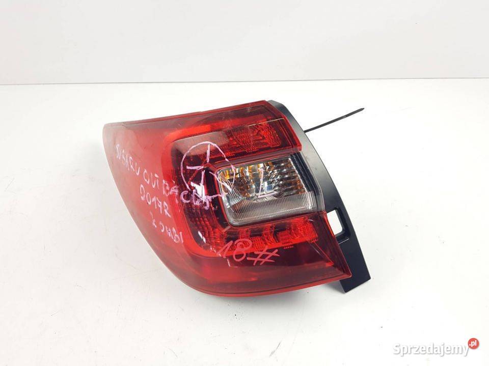 LAMPA LEWA TYŁ 2017 OUTBACK 5 osobowe