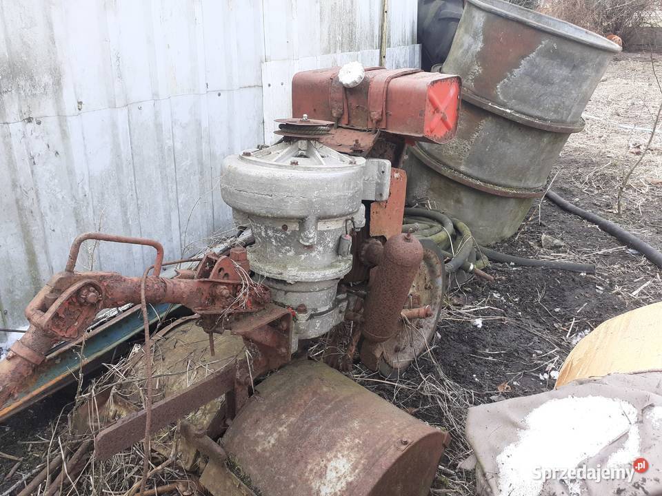 Glebogryzarka z silnikiem wsk Bolszewo