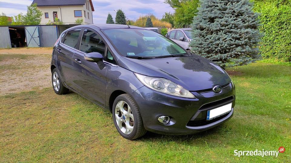 Ford Fiesta 125 82 5 drzwi Climatronic Bluetooth sprzedam