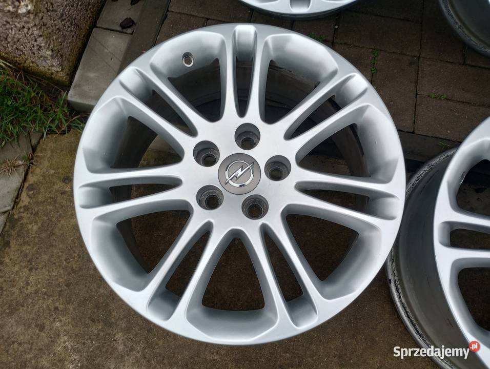 18 5x120 et42 8j Opel Insignia A Felgi Średnica 18" kujawsko-pomorskie Włocławek