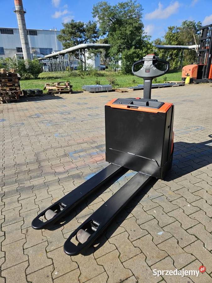 Toyota LWE140 paleciak elektryczny dolnośląskie sprzedam