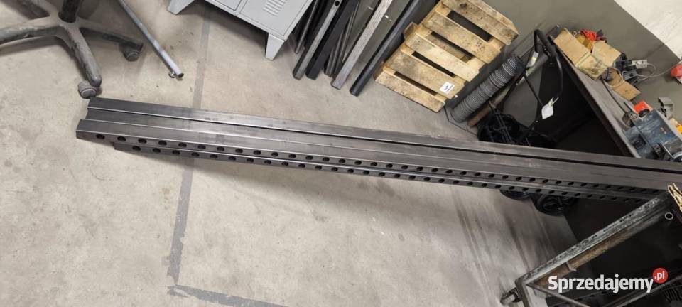 Maszyna przemysłowa Dziurkarka Urządzenie do