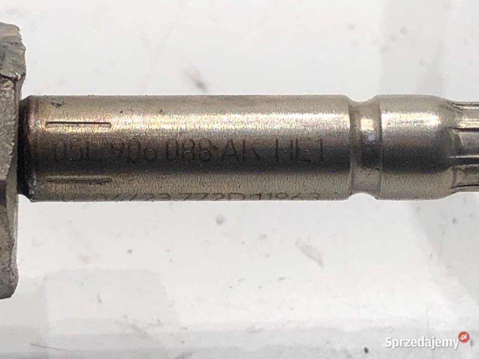 CZUJNIK TEMPERATURY SPALIN SKODA OCTAVIA IV