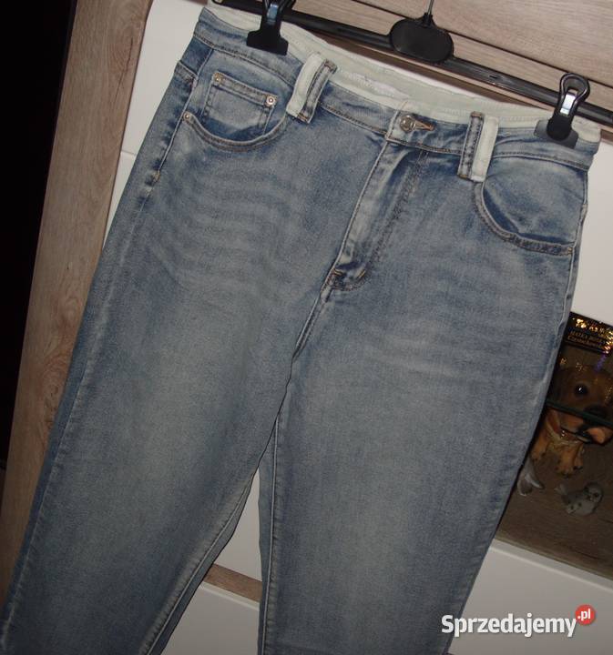 świetne spodnie BOY FRIEND UIUJ pasek XL Rozmiar 42(XL) Spodnie Rawicz sprzedam