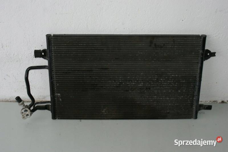 AUDI A8 D2 W12 CHLODNICA KLIMATYZACJI 4D0260401F Skraplacze Przemęt
