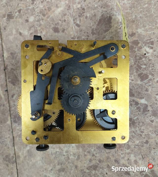M212 Mechanizm starego zegara ściennego SBS Tczew