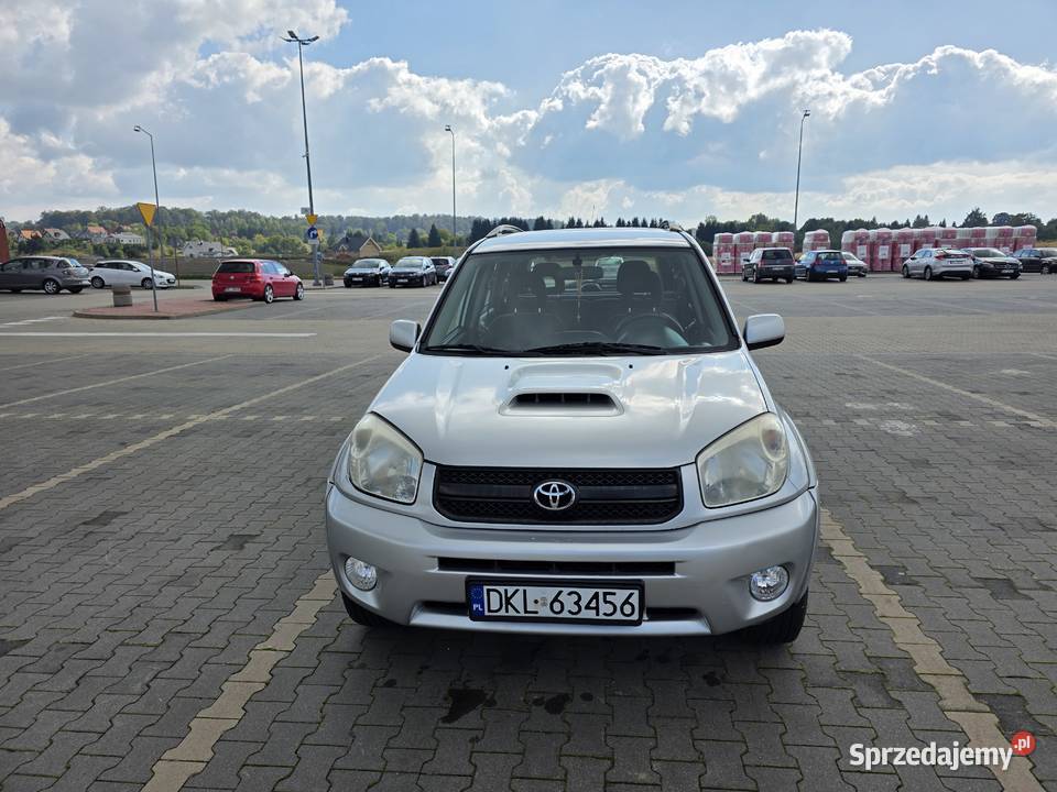 Toyota RAV4 20 D4D 116 doinwestowany elektryczne szyby Starków