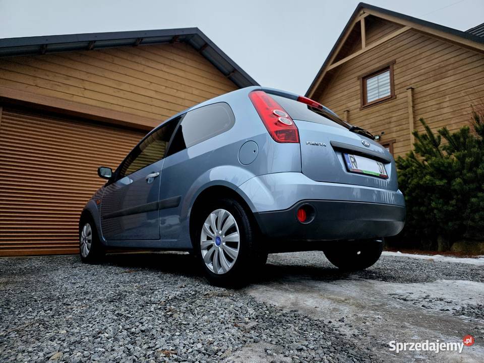 Ford Fiesta 2005r 13 BENZYNA
