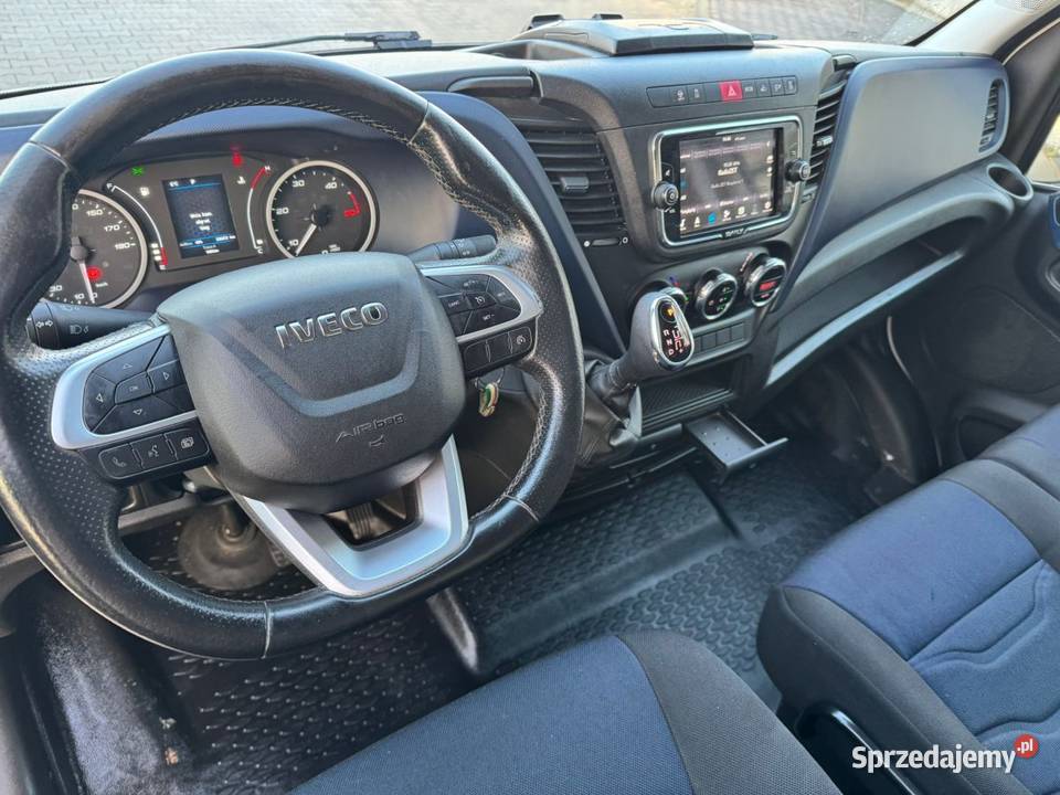 IVECO DAILY 35C18 30 HPI 180 35T BKAT L5H3 MAXI Nisko