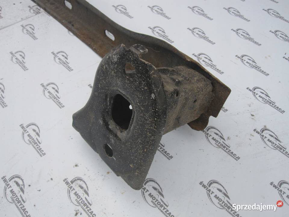 BMW F10 LIFT belka zderzaka tył