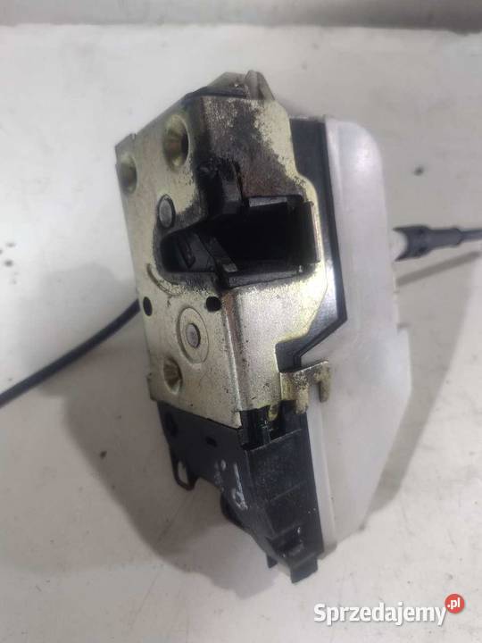ZAMEK DRZWI PRAWY PRZÓD 5 PIN CITROEN C3