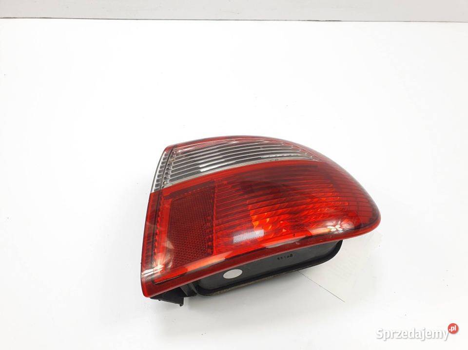 LAMPA PRAWA TYŁ SEAT TOLEDO 1M5945096B Lipno
