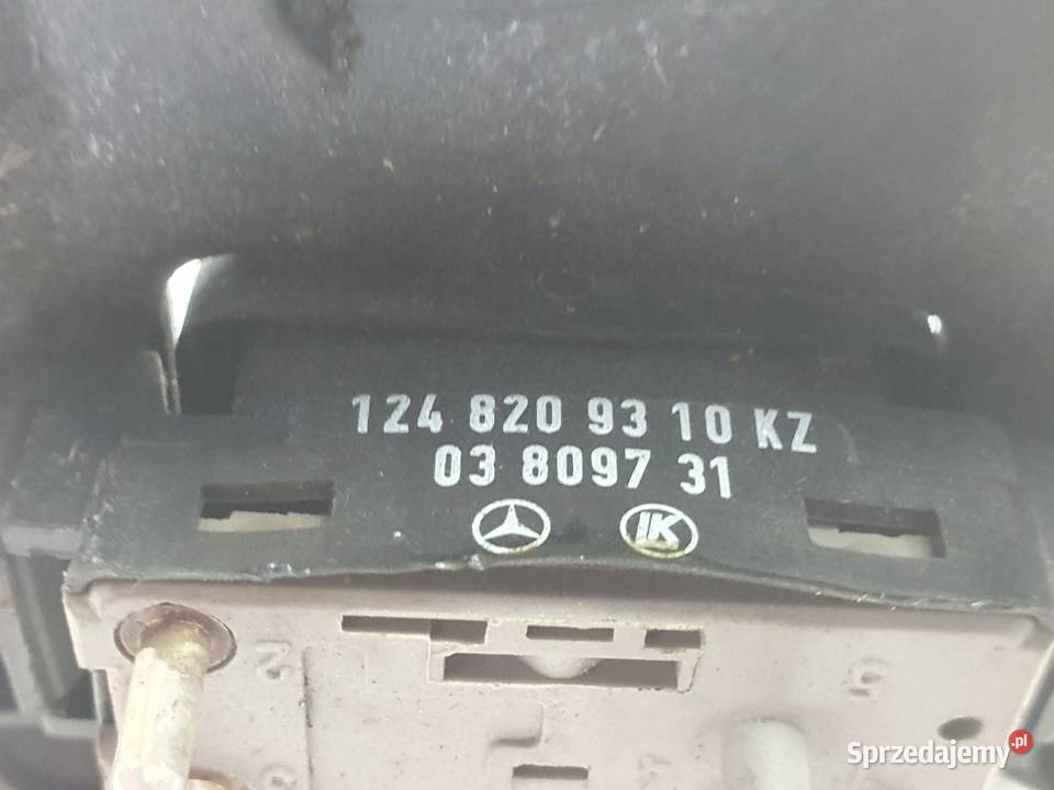 Mercedes W124 PRAWY WŁĄCZNIK SZYB Przełącznik lubelskie Rudka