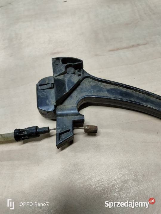 Dźwignia uchylania maski przód Fiat 126p Łubno