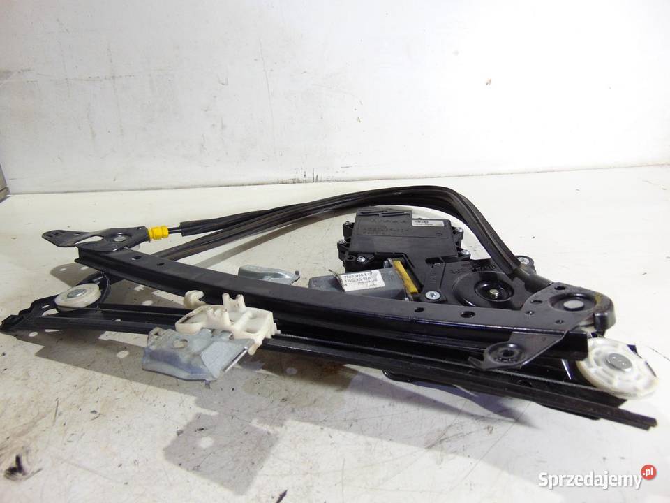 MECHANIZM PODNOŚNIK SZYBY PRAWY TYŁ PASSAT B8