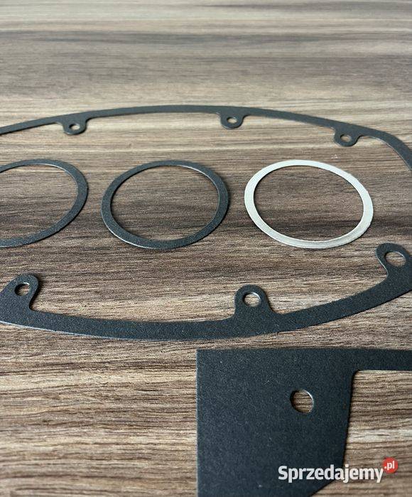 NOWE POLSKIE USZCZELKI SILNIKA CZ 175 TYP 477 CZ Uszczelki silnika i osprzętu