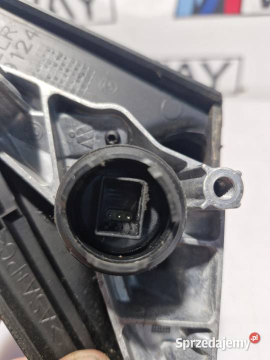 BMW 3 E90 E91 LCI LUSTERKO PRAWE 3PIN EUROPA