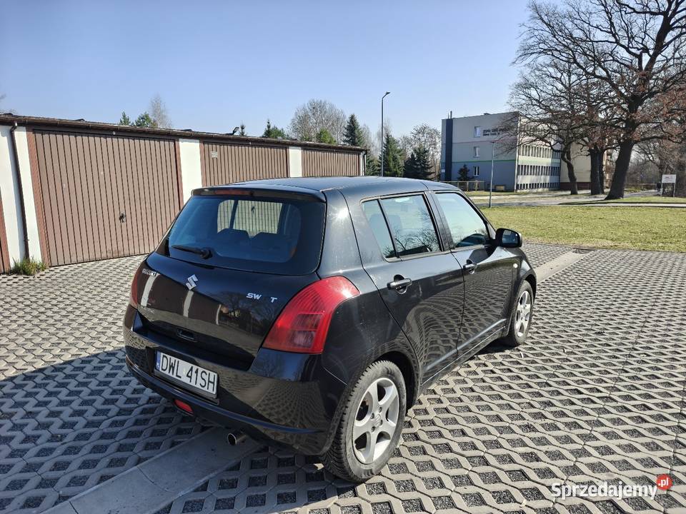 Suzuki Swift 13 2005r