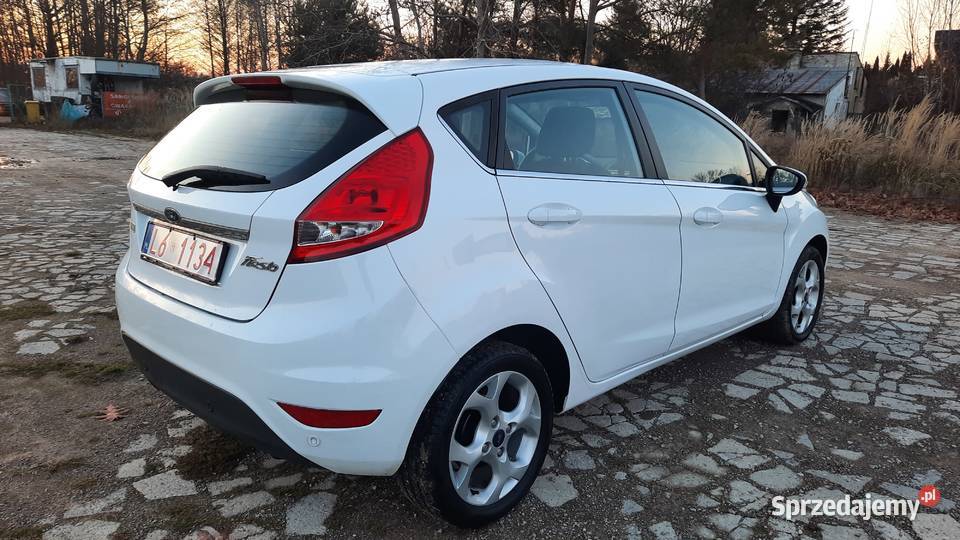 Ford Fiesta 125 Benzyna 82 Klima sprawna Zadbana isofix