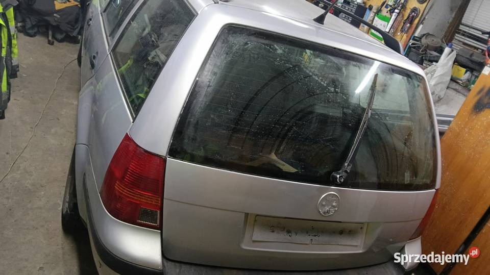Szyba tylniej klapy VW Bora Golf 4 Vw Rok produkcji 1998 Kielce