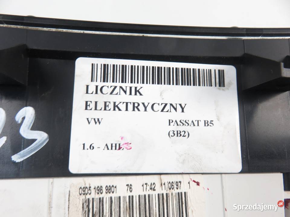 LICZNIK VW PASSAT B5 3B2 16 AHL 09051969901 małopolskie