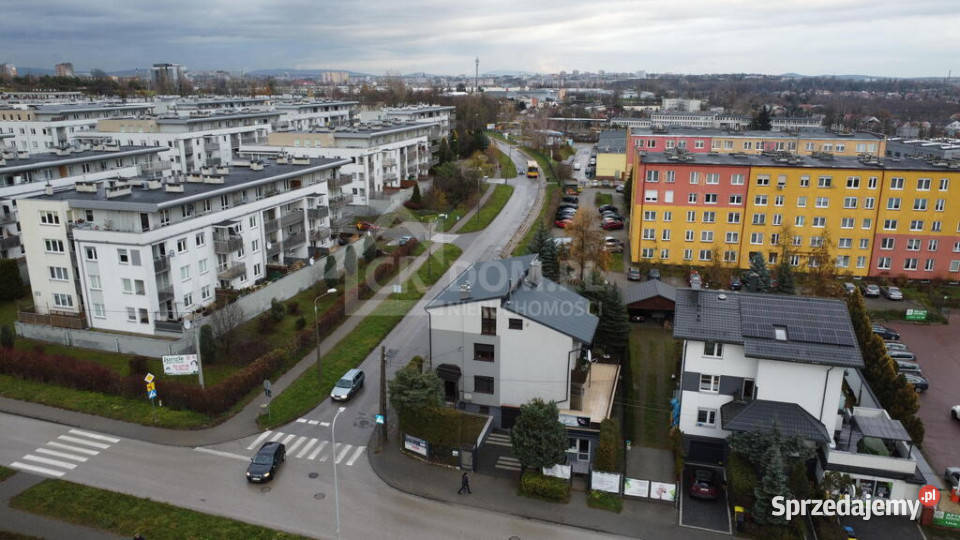 2 piętrowy dom na sprzedaż Kielce os