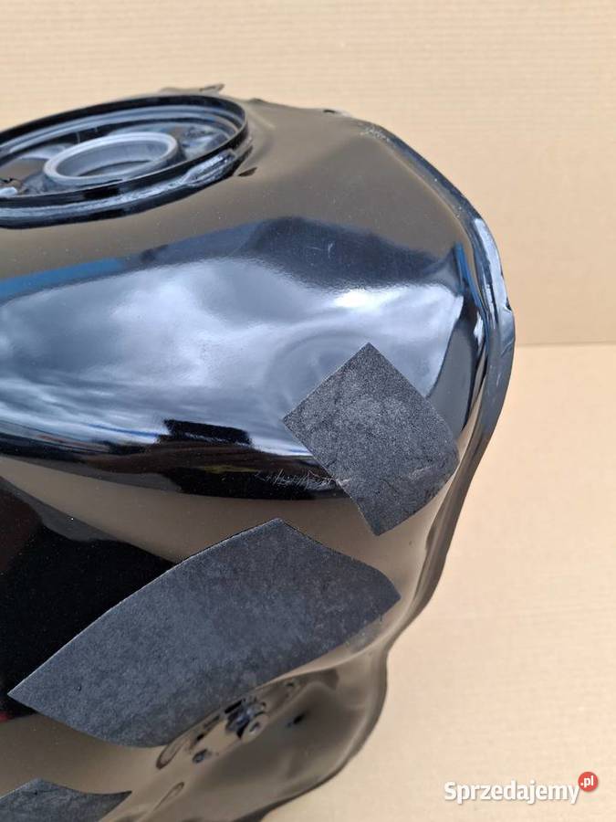 HONDA CBR 1000RR SC57 ZBIORNIK PALIWA BAK Zbiorniki paliwa Bieleń