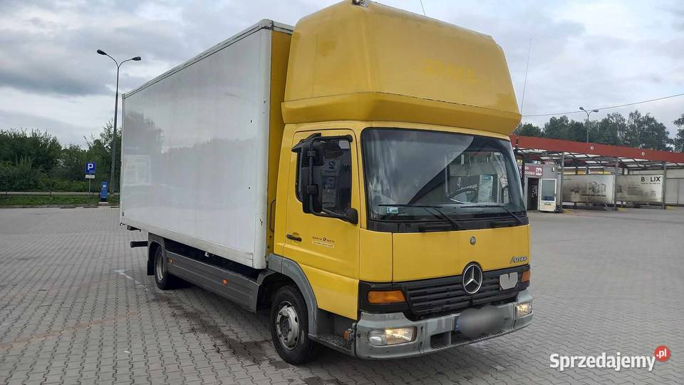 Mercedes Atego kontener winda spanie kurnik Wałbrzych