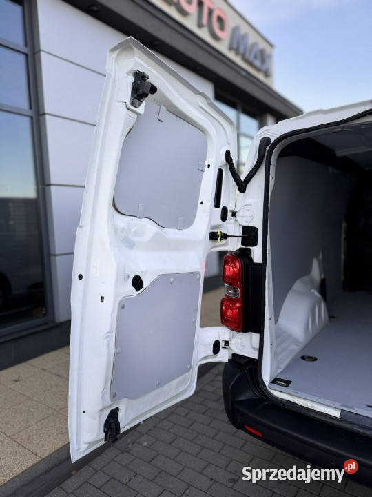 Opel Vivaro 20Cdti 122LongNowe oponyVat1netto serwisowany w ASO Radom