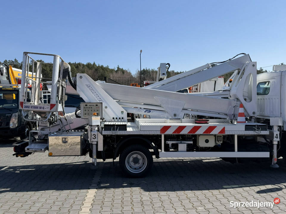 Nissan Cabstar Podnośnik Koszowy Zwyżka Multitel komputer pokładowy Widełki sprzedam